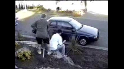 Удар Със Стоманена Лопата