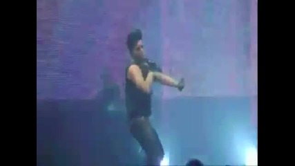Adam lambert - Walk this way 
