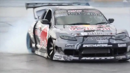 Ето как се прави - Mad Mike Red Bull Rx8 Wins D1nz Round 4 - Hampton Downs 2012_13 Season