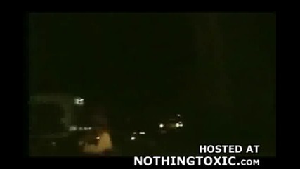 Scena Se Razpada Povreme Na Koncert