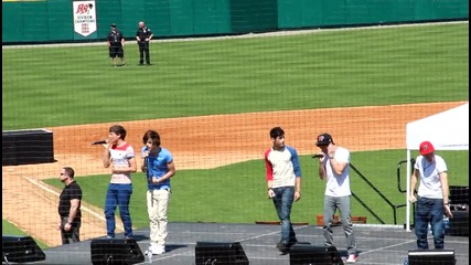 One Direction - More Than This на живо на Dr Pepper Ballpark - Далас