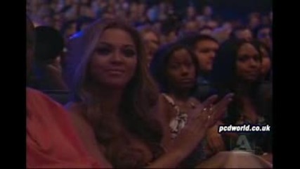 Nicole Scherzinger - baby Love (live!)