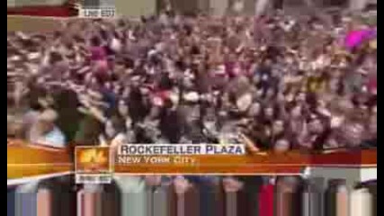 Hd Jonas Brothers - Paranoid Live At Today Show 06/19/2009