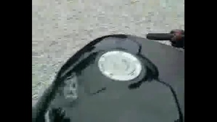 Yamaha R1 With Akrapovic Ligne Exhaust 