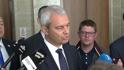 „Възраждане“ подава сигнал в ДАНС срещу управителя на БНБ за държавна измяна