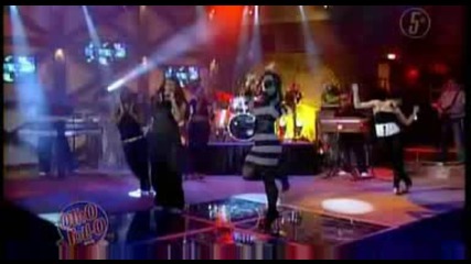 Nelly Furtado - Promiscuous Live Otro Rollo