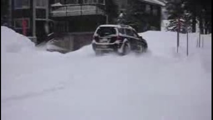 Mercedes gl дрифт в снега 