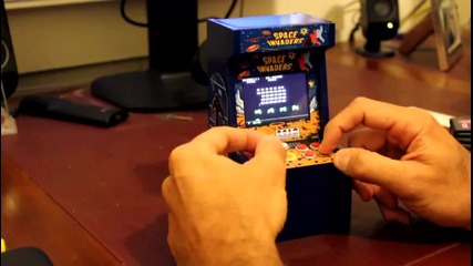 Space Invaders - Миниатюрна аркадна машина