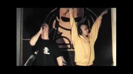 Dubioza Kolektiv - Um klade valja