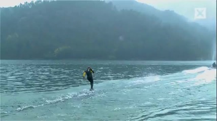 Яко! Бягащи по вода доказват невъзможното!