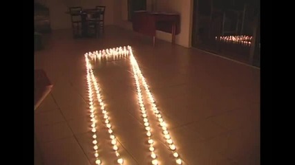 страхотна илюзия със свещи ... Гледай ! 
