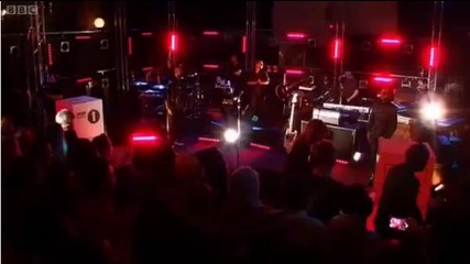 Scream.. by Usher [ Live ]