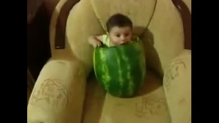 sladko bebe si hapka dinq
