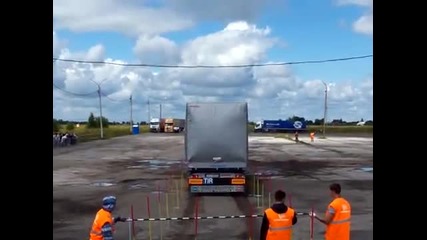 Повелителят на Тир-овете' или как един шофьор показва как се прави