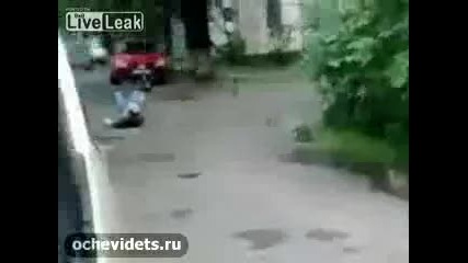 Доста пиян руснак :))