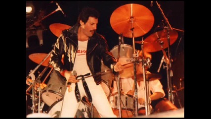 Queen - Man On The Prowl 