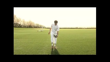 Freestyle Football Tricks - Double Cross Over 