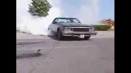 1977 Caprice Coupe with L - 36 427.avi