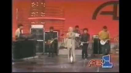 Blondie - One way or another 