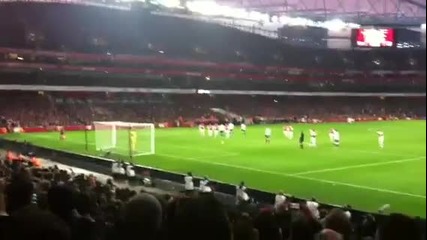 Безапелационна дузпа на Бербатов срещу Арсенал