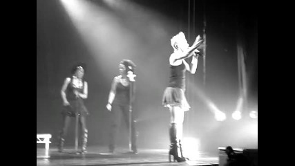 Pink really funny dance moves 