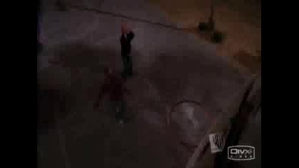 Моменти От Филма One Tree Hill .flv