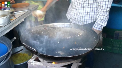 Бърза Храна на улицата .. Making of Chicken Fried Rice - Indian Chicken Recipes