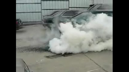 Bmw crazzzzy burnout 