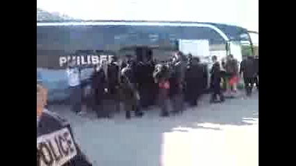 Manchester United Arrives In Lyon 19.02.08