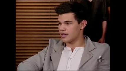 New Brazil Interview with Kristen Stewart and Taylor Lautner Metr pole 