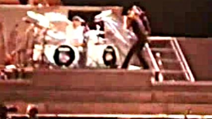 Metallica - Castle Donington 1995 - Multicam - Full Showxvid