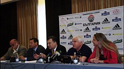 Михаил Михов