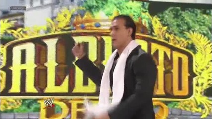 Wwe Friday night Smackdown 01.06.2012 Sheamus brogue kick to David Otunga