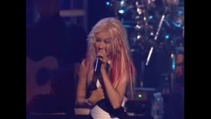 Christina Aguilera - I Turn To You (live)