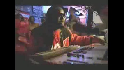 Usher ft. Chris Brown,  Young Jeezy & T - Pain - Love in This Club (remix).avi