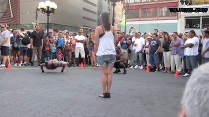 Талантлив човек взривява уличната публика