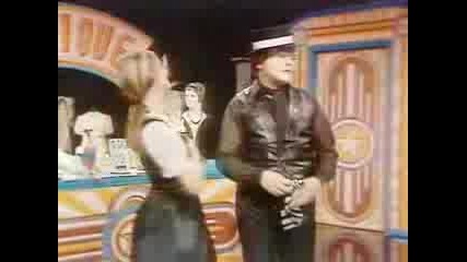 Benny Hill - Mask Show