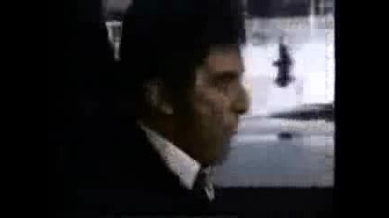 Гледаи И Се Смеи