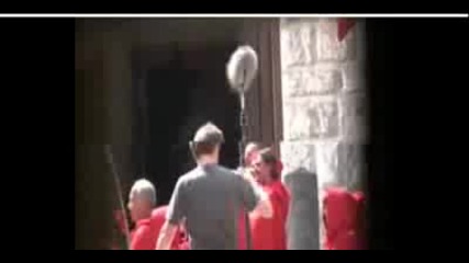 Shirtless Robert Pattinson Films Sexy Scene For New Moon!