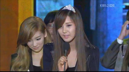 [hd] Snsd wins @ Korea Pop Culture Art Award (28.11.2011)