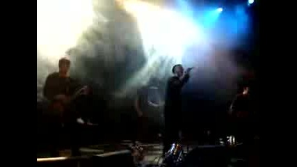 Dreadful Shadows - Chains (live)