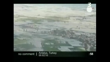 Силен дъжд удари Анталия 