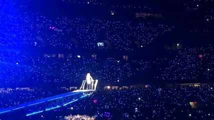 Страхотно изпълнение на живо от Чикаго! Taylor Swift - Fifteen