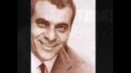 Stelios Kazantzidis - opoios peftei monos tou den klaiei 