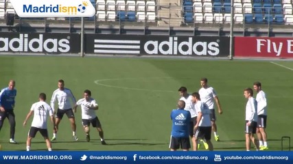 Тренировката на Реал Мадрид преди мача с Севиля