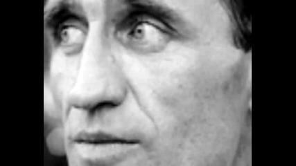 Jack Kerouac чете По пътя