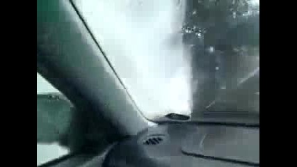 Ето така се изкъпват пешеходците :)