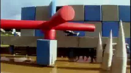 Top 10 Wipeout Moments много смях
