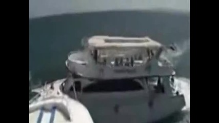 сблъсък между 2 яхти 