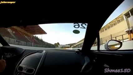 Aston Martin One77 на пистата